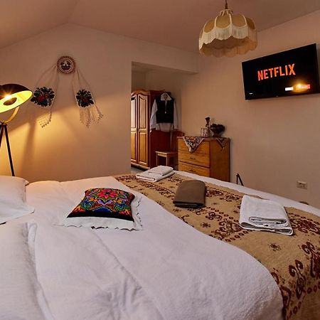 Gradina Lu' Ion "A Home Away From Home" (Adults Only) Vişeu de Sus Exteriör bild