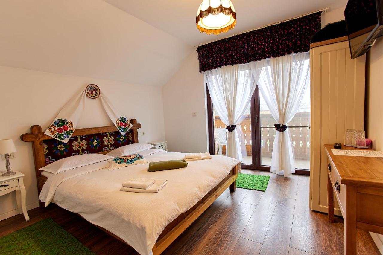 Gradina Lu' Ion "A Home Away From Home" (Adults Only) Vişeu de Sus Exteriör bild